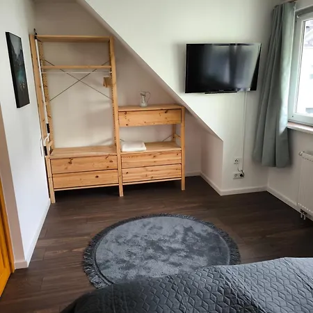 Weyer Apartment *